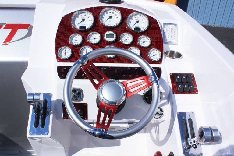 CUSTOM DASH PANELS Yachtez